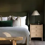 Saltmoore Sandsend
