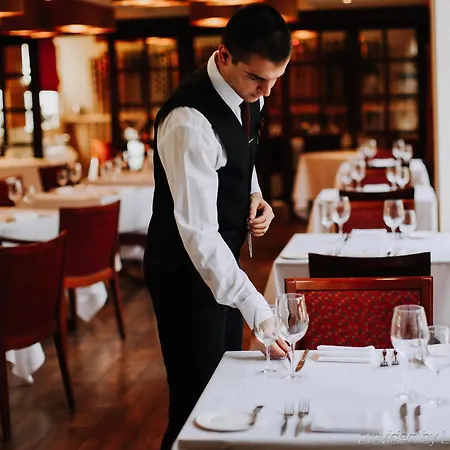 Saltmoore 리조트 4*